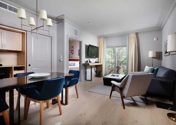 Hotel Weyanoke (Adults Only)