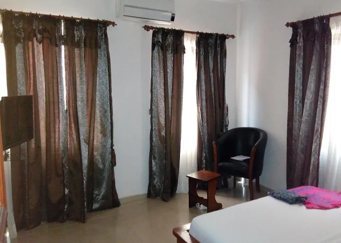 Hotels Residences Easy