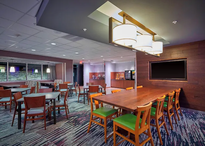 Fairfield Inn & Suites By Marriott Grand Mound Centralia
