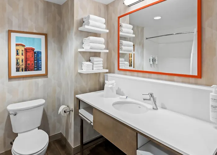 Hampton Inn & Suites Glenarden/Washington Dc