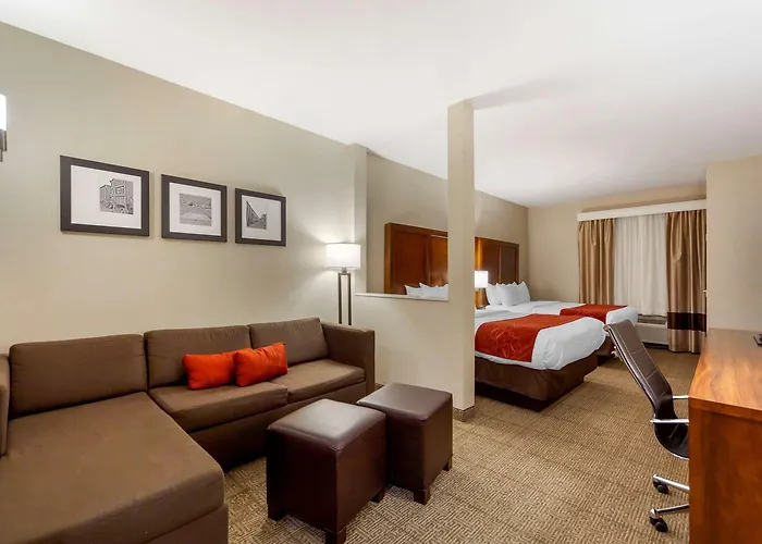 Comfort Suites