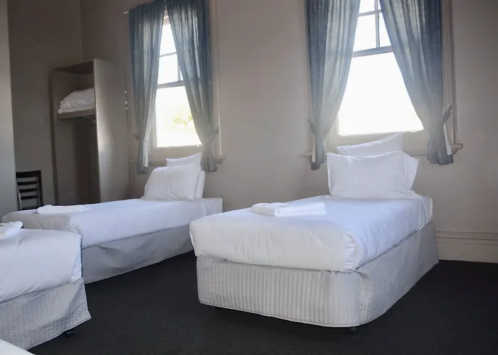 Commercial Hotel Motel Lithgow