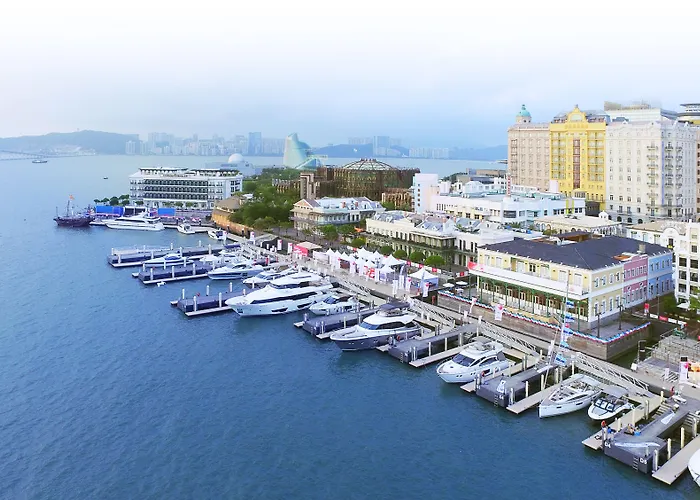 Legend Palace Hotel