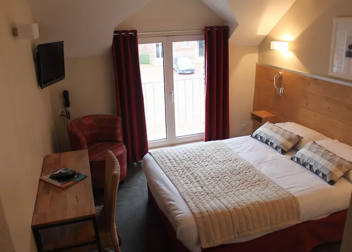 Logis Hotel & Restaurant - Le Manoir De Gavrelle