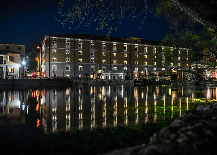 Hydrama Grand Hotel