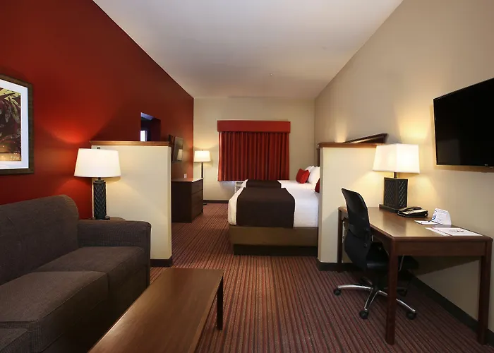 Best Western Plus Hudson Hotel & Suites