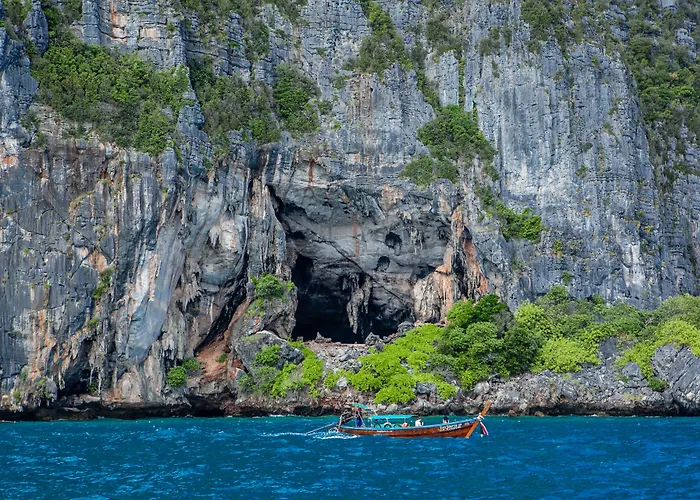 Chaokoh Phi Phi Hotel And Resort- Sha Extra Plus