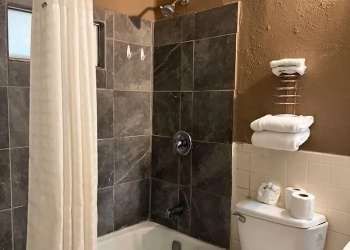 Hico Hills Inn