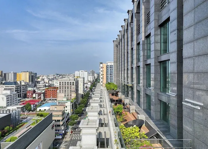 Jeju Central City Hotel