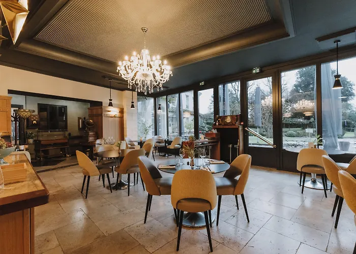 Domaine De Larchey & Son Restaurant - Bordeaux Sud