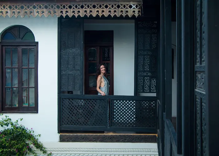 Kholle House
