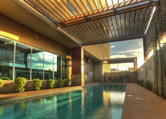 Holiday Inn Express & Suites Mexicali By Ihg