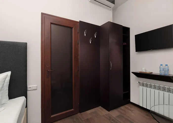 Elysium Gallery Hotel