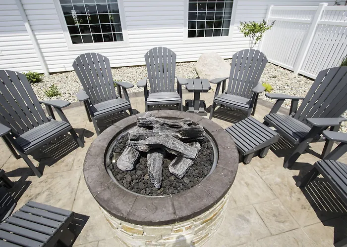 Blue Gate Garden Inn