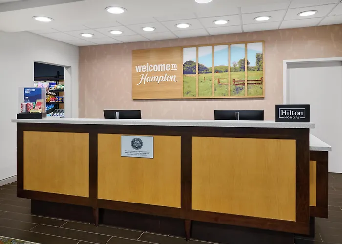 Hampton Inn Poplar Bluff