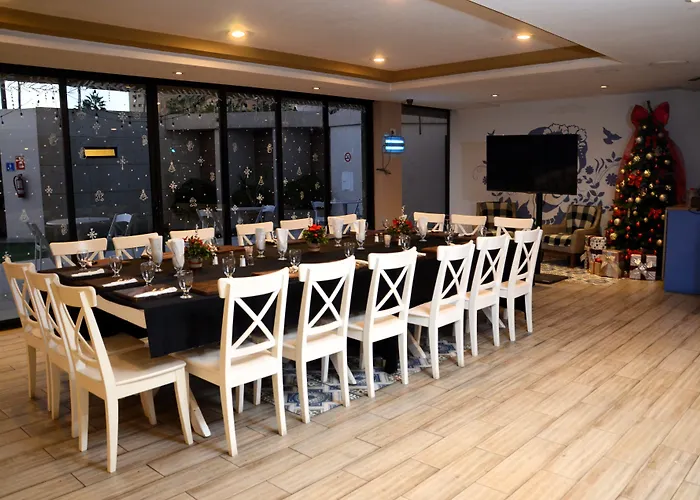 Hotel Corona Plaza
