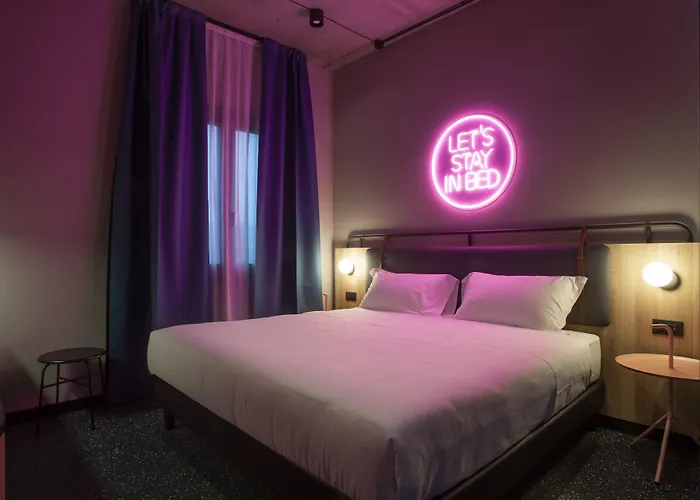 Stay Hotel
