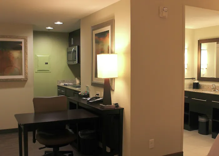 Homewood Suites By Hilton Victoria