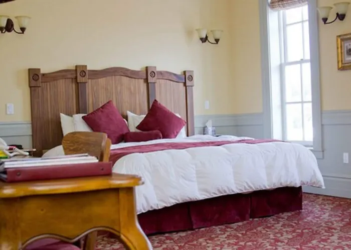 Windsor Hotel & Restaurant