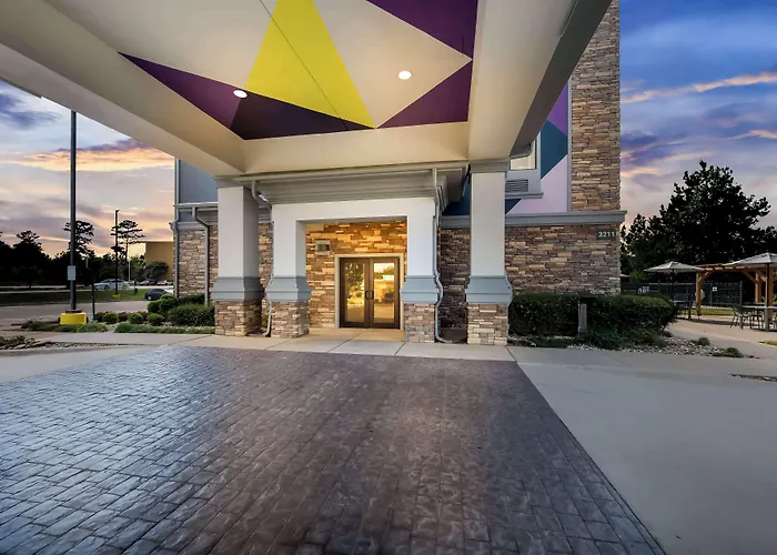 Spark By Hilton Longview