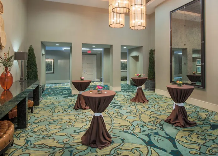 Crowne Plaza Charleston By Ihg