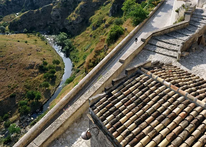Sextantio Le Grotte Della Civita