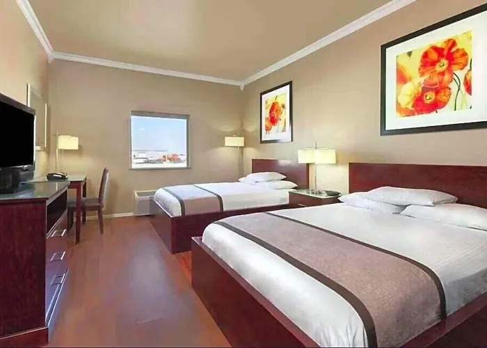 Lone Star Inn & Suites