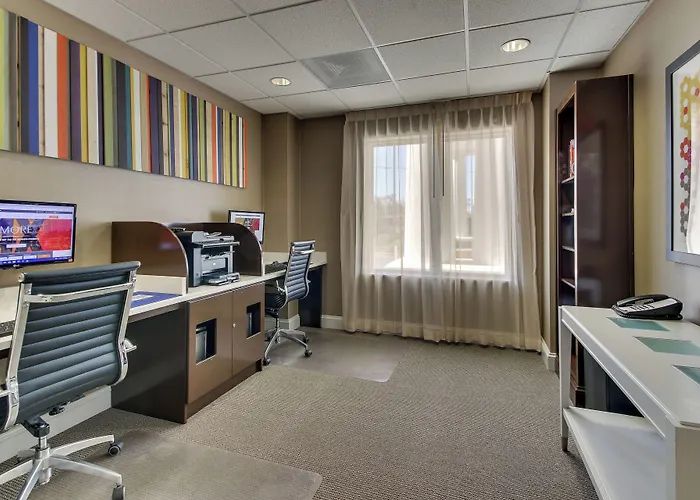 Holiday Inn Express & Suites Columbus - Ft Benning Maingate By Ihg