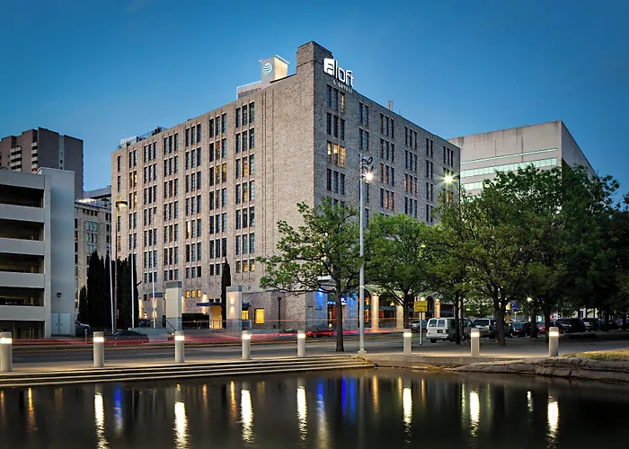 Aloft By Marriott Dallas Downtown