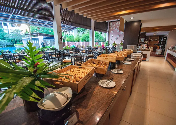 Peach Blossom Resort & Pool Villa - Sha Plus