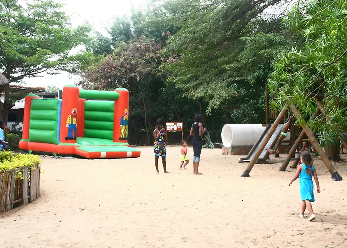 Hotel Club Du Lac Tanganyika
