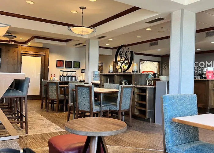 Hampton Inn By Hilton Montrose
