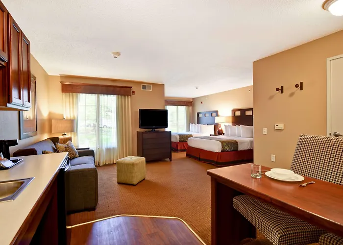 Grandstay Hotel & Suites La Crosse