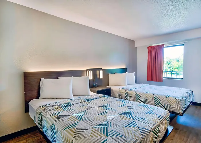 Motel 6-Warren, Mi - Detroit East