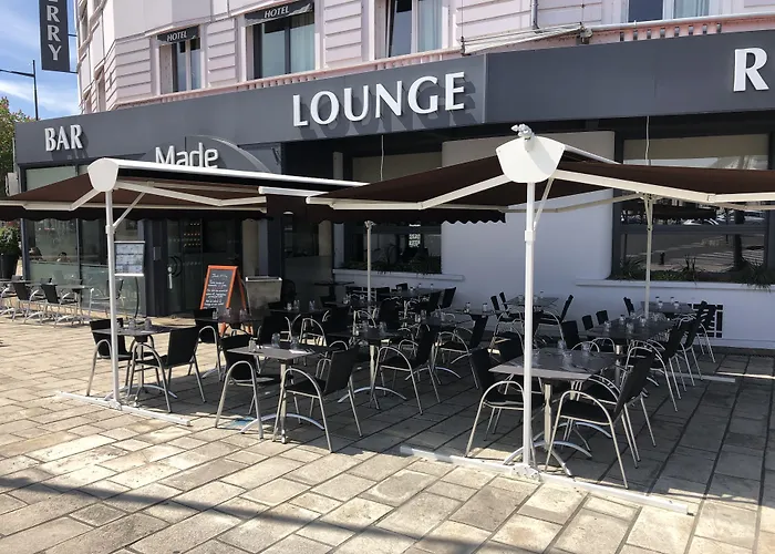 Hotel The Originals City Le Berry - Proche Centre-Ville - Gare