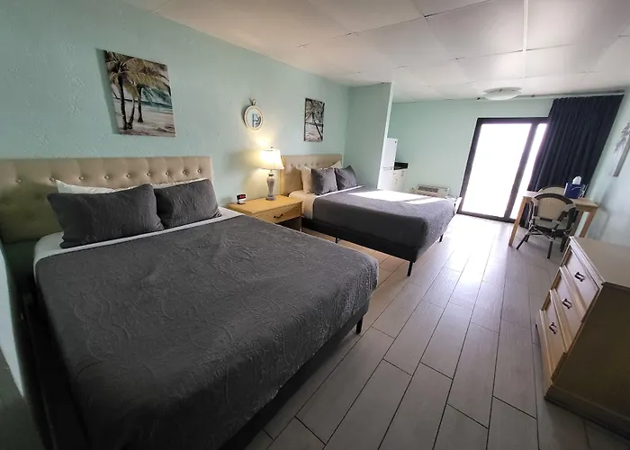 Beachside Hotel