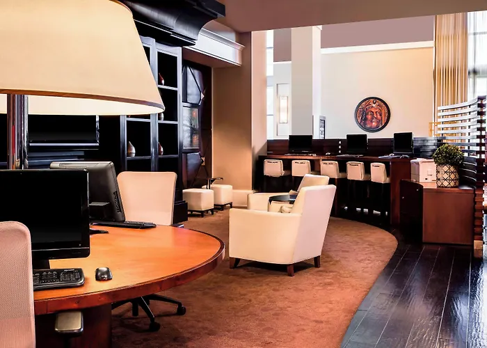 Sheraton Overland Park Hotel At The Convention Center