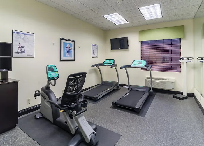 Holiday Inn Express Hotel & Suites Vinita By Ihg