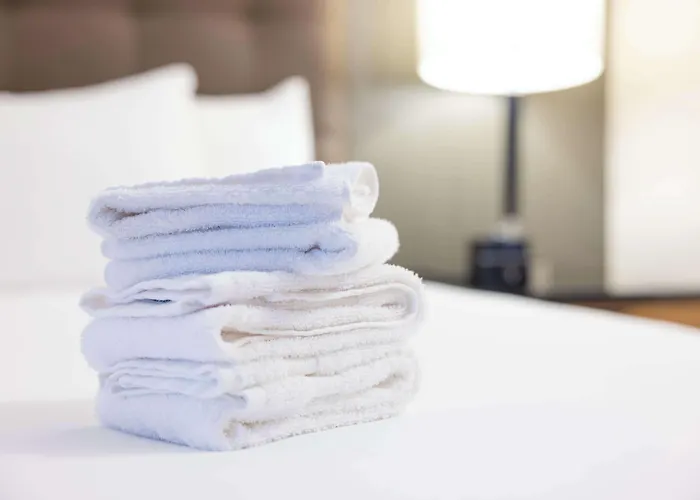 Drury Inn & Suites Louisville East