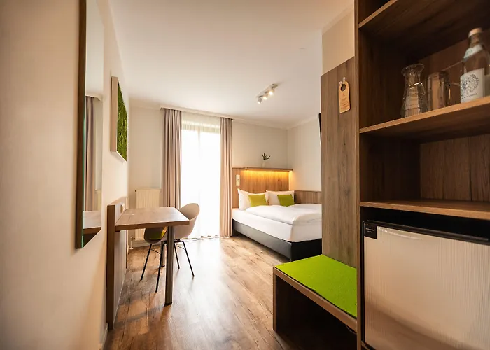 Hotel Perlach Allee By Blattl