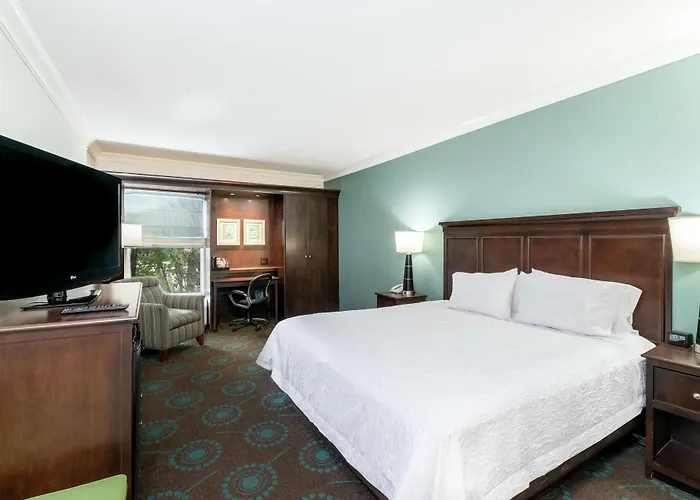 Hampton Inn & Suites Mooresville