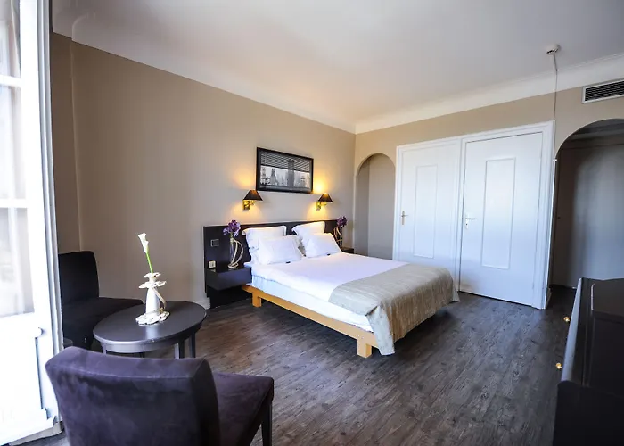 Le Grand Hotel By Stay Collection