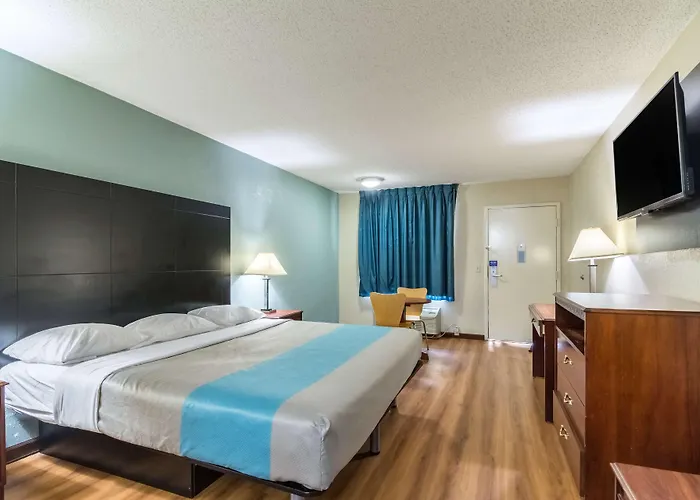 Motel 6-Kenly, Nc