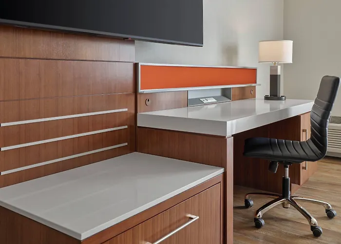 Delta Hotels By Marriott Denver Thornton