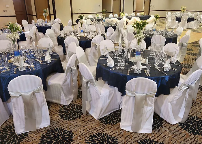 Doubletree By Hilton Hotel Denver - Thornton