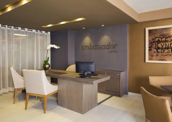 El Embajador, A Royal Hideaway Hotel