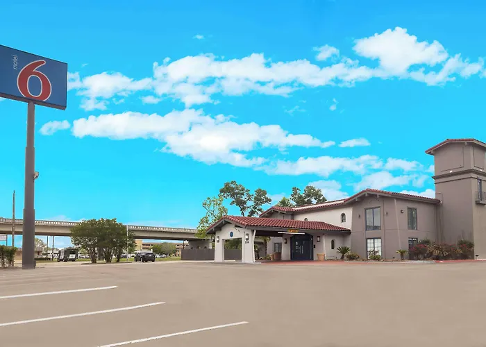 Motel 6-Beaumont, Tx