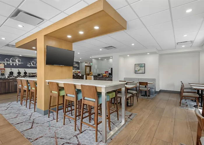 Best Western Plus Suites Downtown Calgary