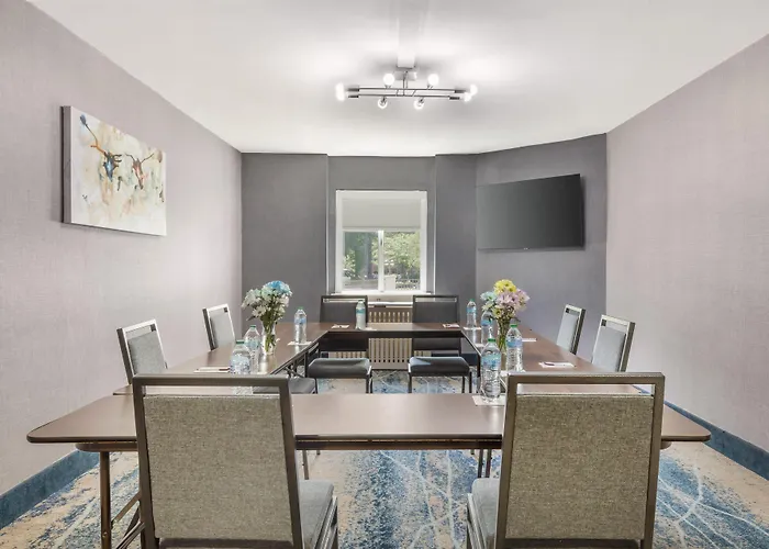 Best Western Plus Raleigh Crabtree Valley Hotel