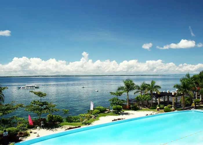 La Mirada Residence, Large 1 Bedroom Condo, Ocean Views, Beaches, 3 Pools, Restaurants